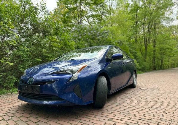 Toyota Prius cena 78000 przebieg: 106184, rok produkcji 2018 z Warszawa małe 277